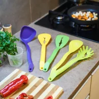 Set  5 ustensile de bucatarie   plastic   multicolor material  nylon dimensiuni Vanora - 1