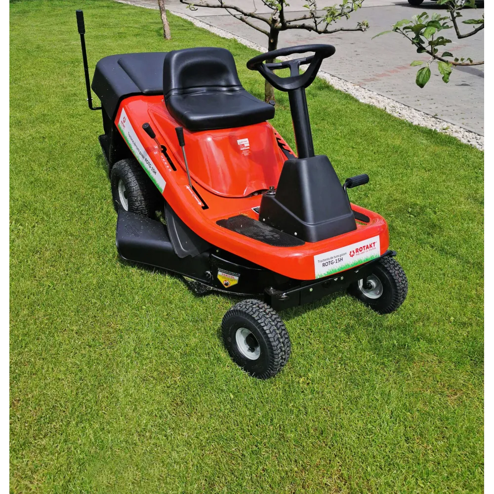 Tractoras de tuns iarba rotakt rotg-15h