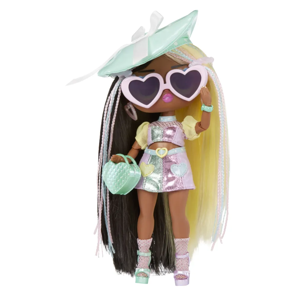L.O.L. Surprise! Tweens S4 Doll- Darcy Blush
