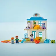 Prima data: vizita la doctor lego 10449