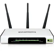 Router wireless tp-link tl-wr940n 1xwan 10/100 4xlan 10/100 3 antene Tp-link - 1